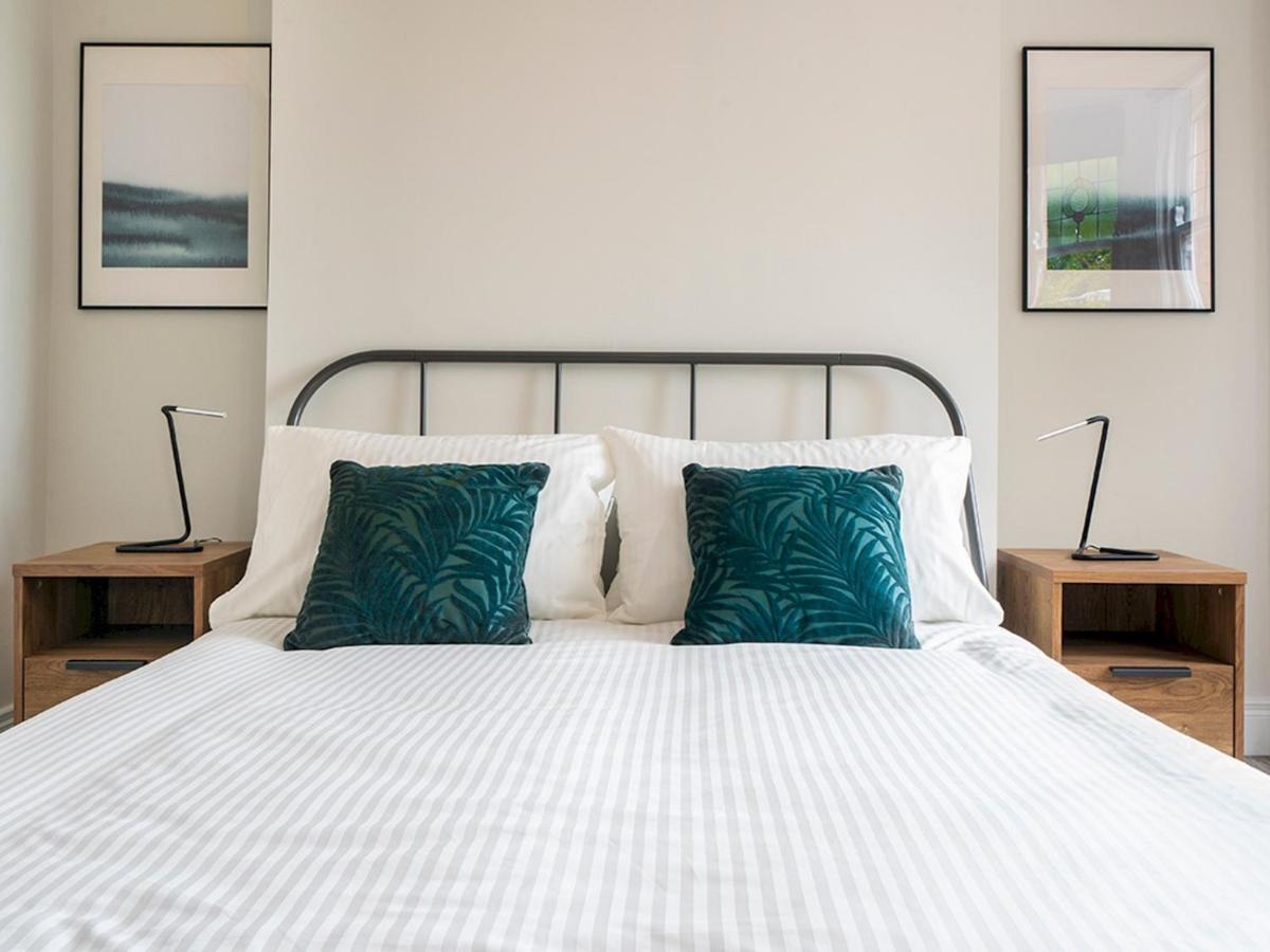 Pass The Keys Beautiful 4Br Restored Red Brick Cafes And Park 贝尔法斯特 外观 照片